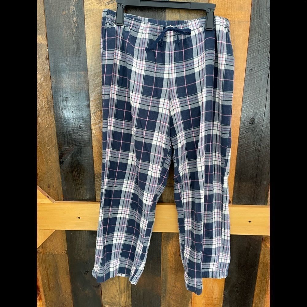 Ambrielle plaid flannel lounge pants, size L